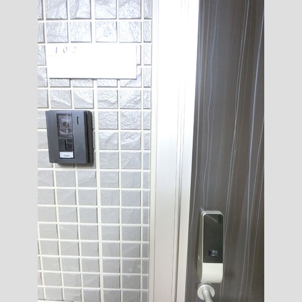 その他設備 (カードキーは防犯性が高く、施錠・開錠がスムーズ)