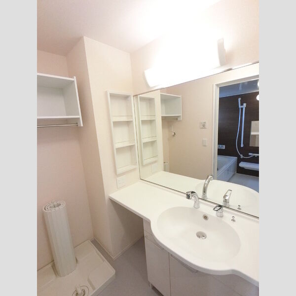 洗面所 (大型一面鏡付カウンター洗面化粧台)