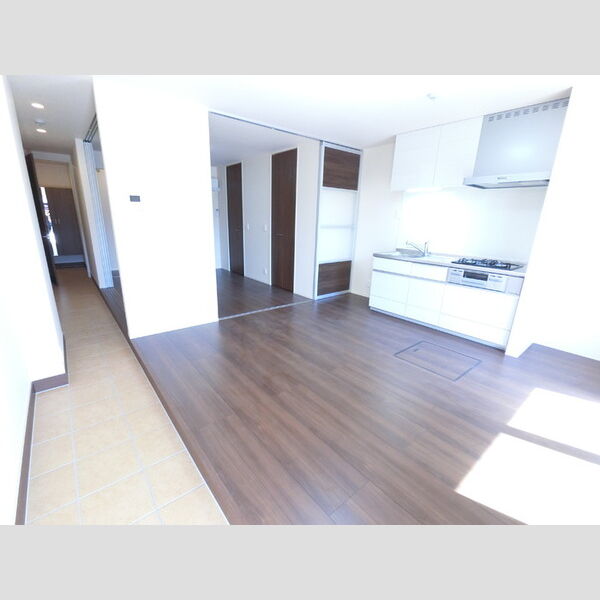居室・リビング (土間タイプのお部屋です)