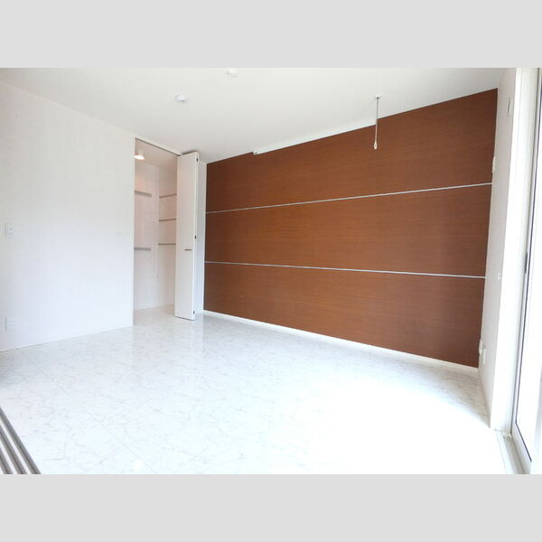 居室・リビング (南側洋室)