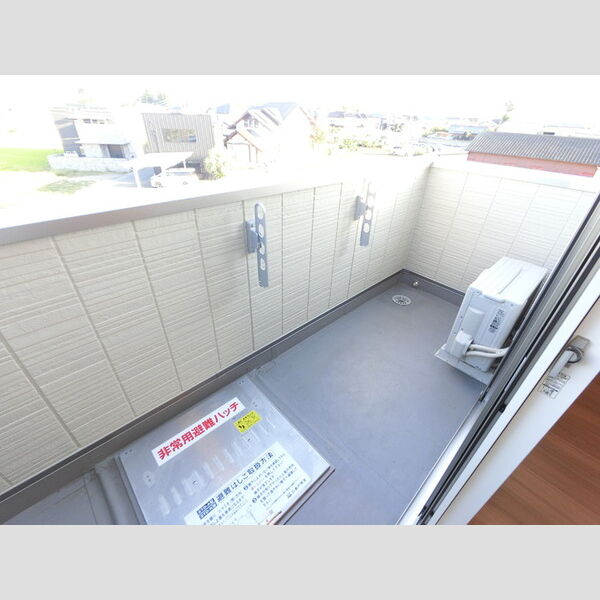 バルコニー・ベランダ (バルコニー)