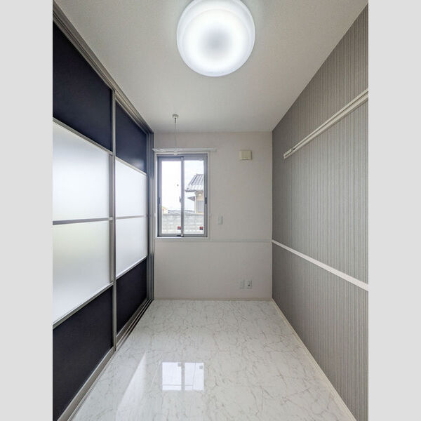 その他 (洋室)