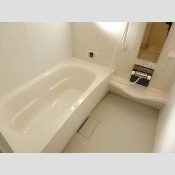 バス (A201 浴室)