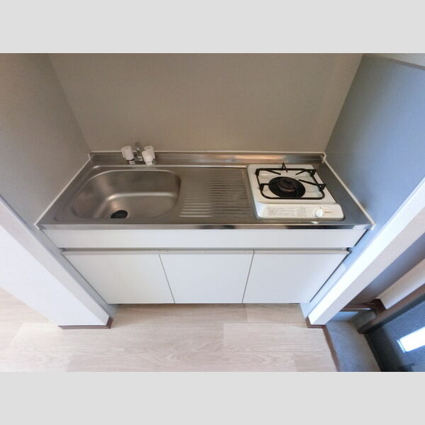 キッチン (シンク、ガスコンロ)