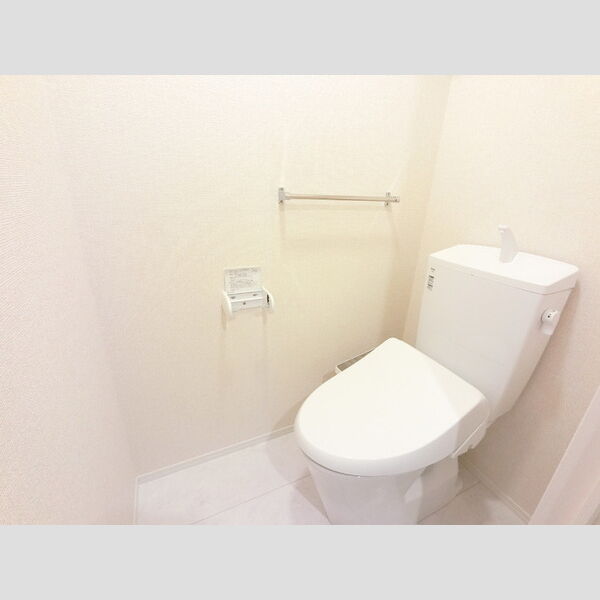 トイレ (トイレ(203号室))