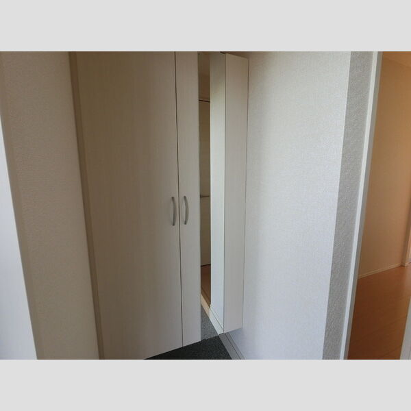 玄関 (102　シューズボックス)