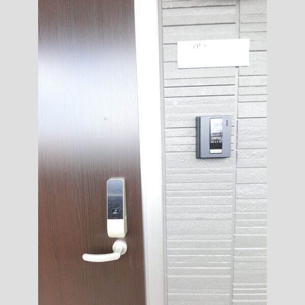 その他設備 (カードキーは防犯性が高く、施錠・開錠がスムーズ)
