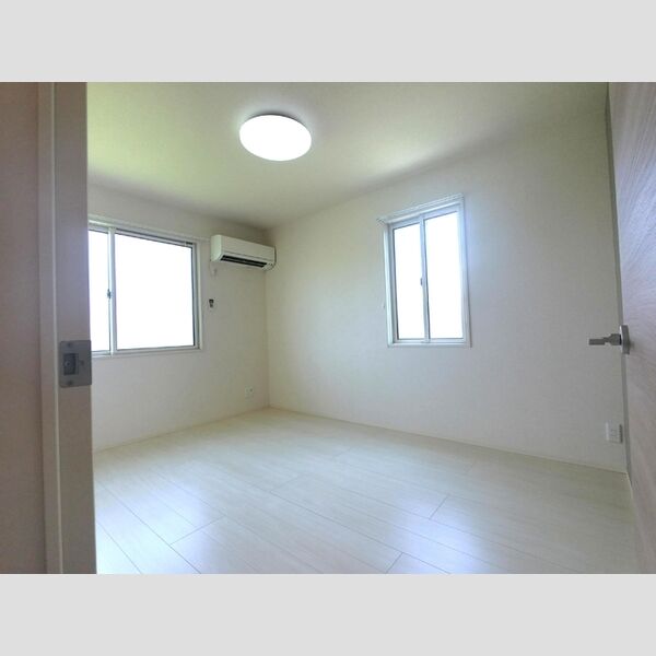 その他 (205洋室)