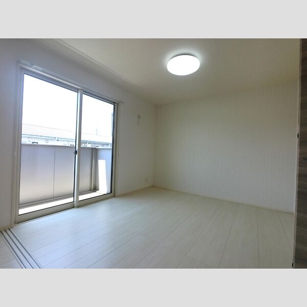 その他 (205洋室)