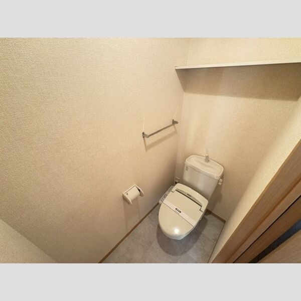 トイレ (温水洗浄暖房便座)