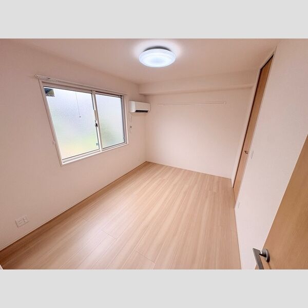 その他 (洋室6帖)