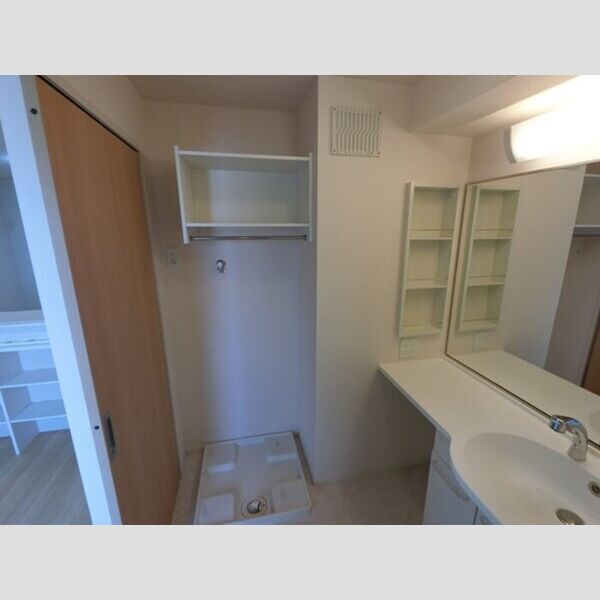 洗面所 (洗面室)