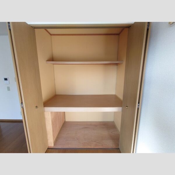 収納 (202　物入れ)