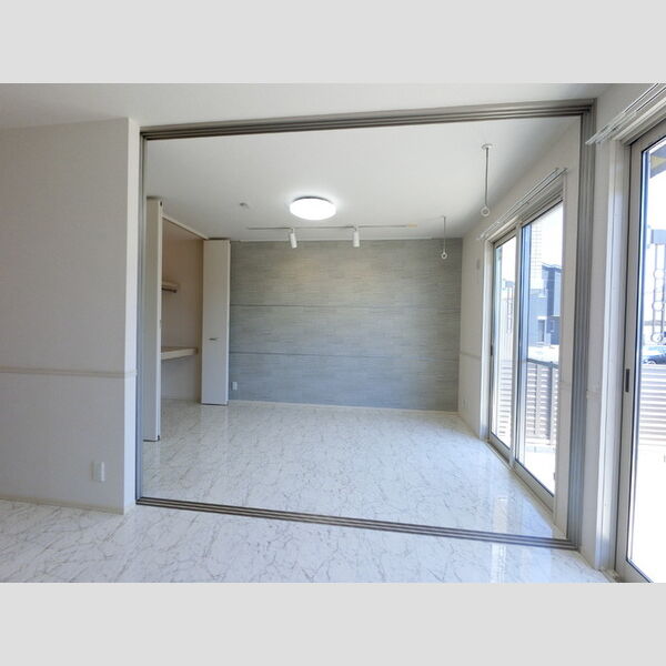 その他 (LDK・洋室)