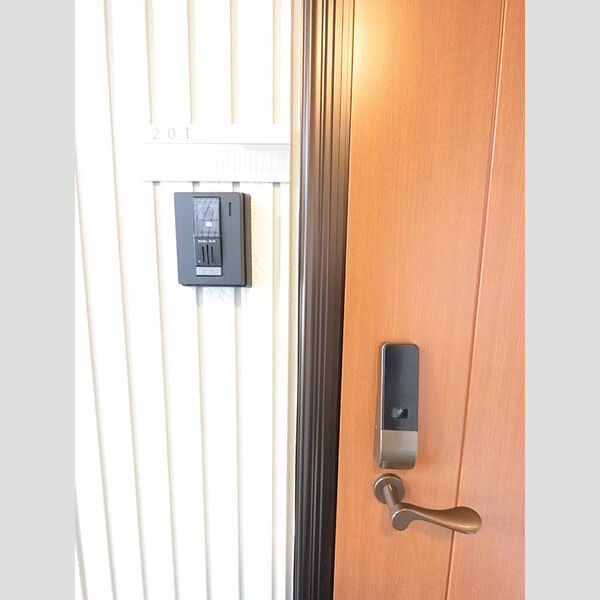 その他設備 (カードキーは防犯性が高く、施錠・開錠がスムーズ)