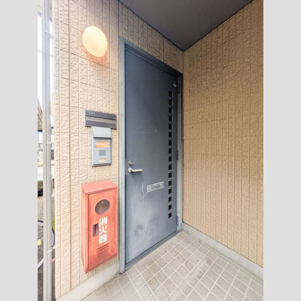 玄関 (玄関ドア)