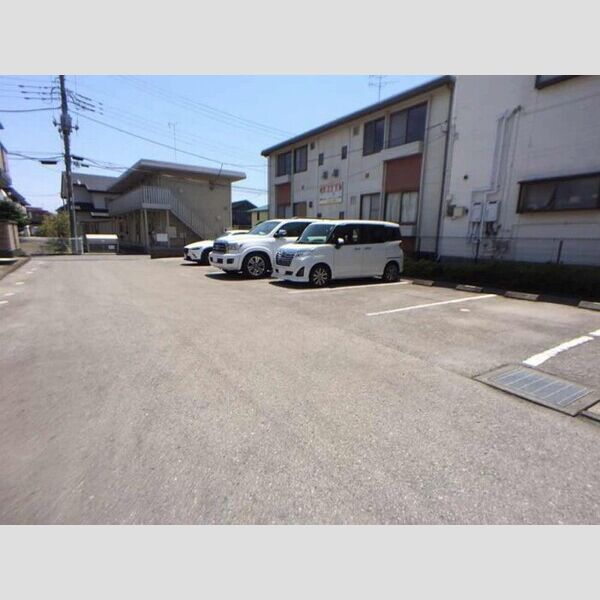 駐車場 (駐車場)