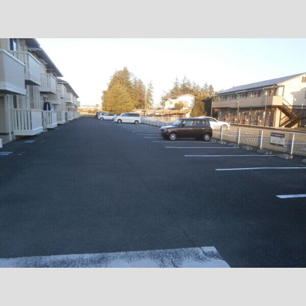 駐車場 (駐車場)