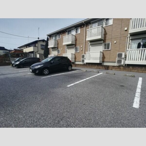 駐車場 (駐車場)