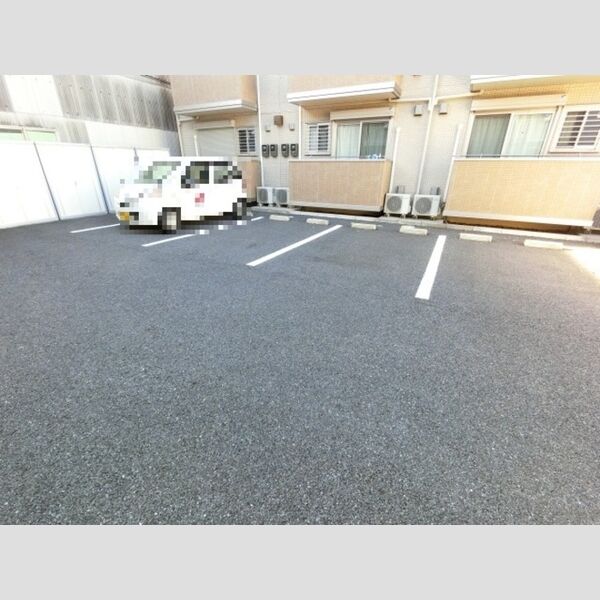駐車場 (駐車場)