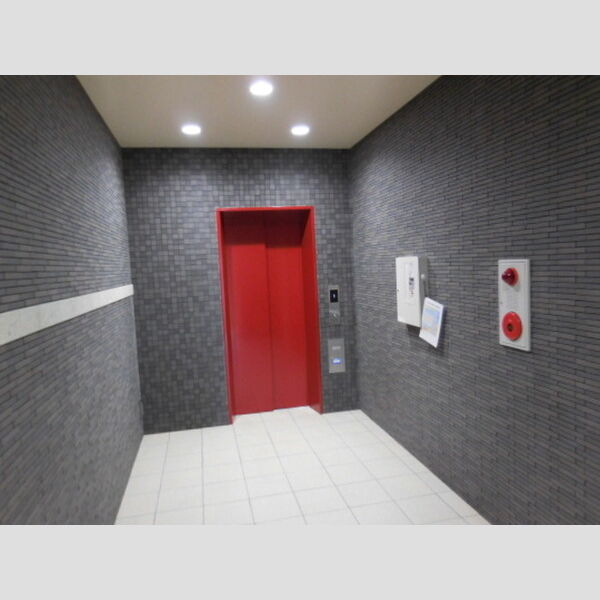 現地周辺 (エレベーター)