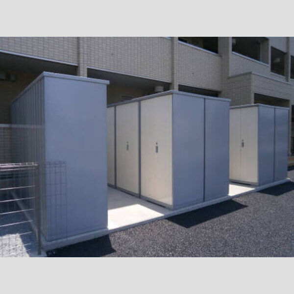 現地周辺 (外部物置)