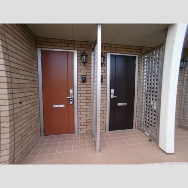 現地周辺 (エントランス)