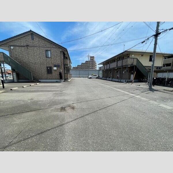 駐車場 (駐車場)