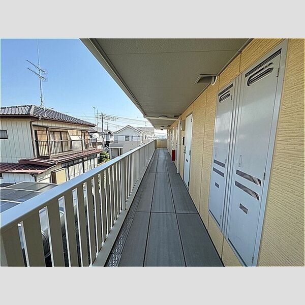 エントランス (共用廊下)