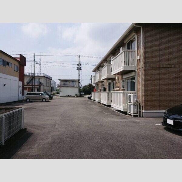 駐車場 (駐車場)