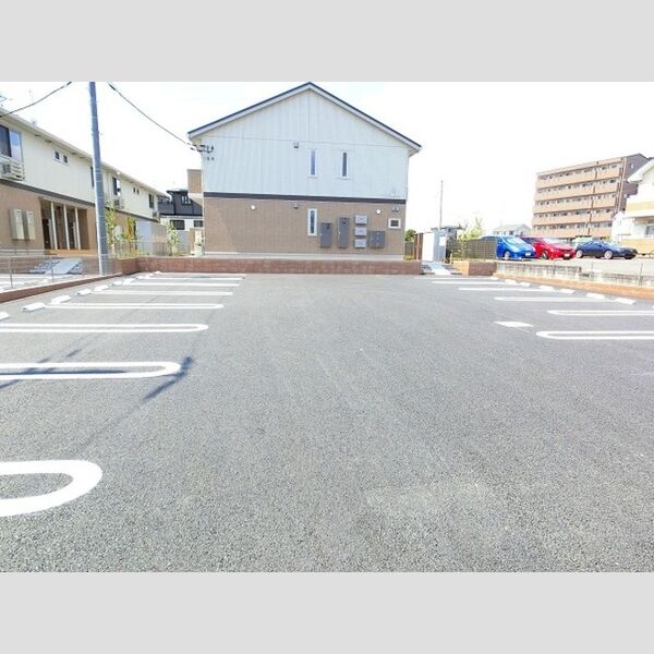 駐車場 (駐車場)
