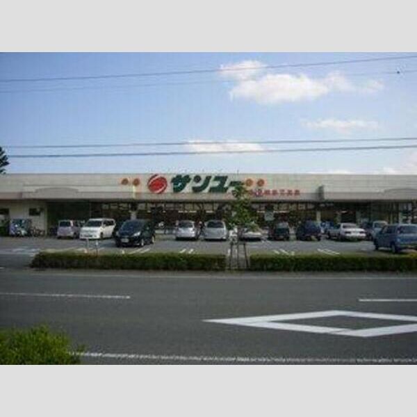 現地周辺 (サンユー山本店(1418m))