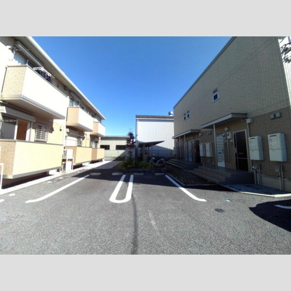 駐車場 (駐車場)