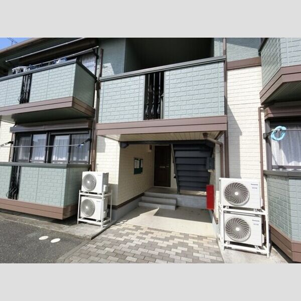 エントランス (エントランス)