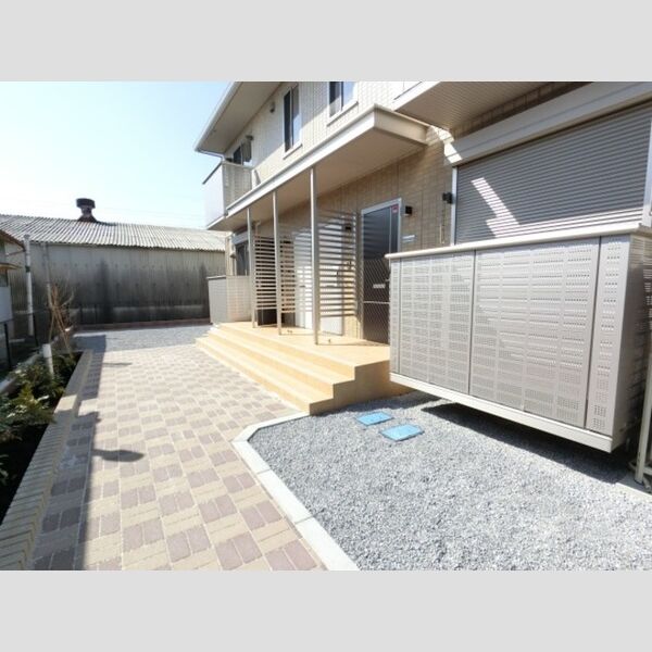 現地周辺 (ロビー)