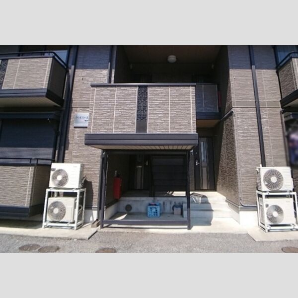 エントランス (エントランス)