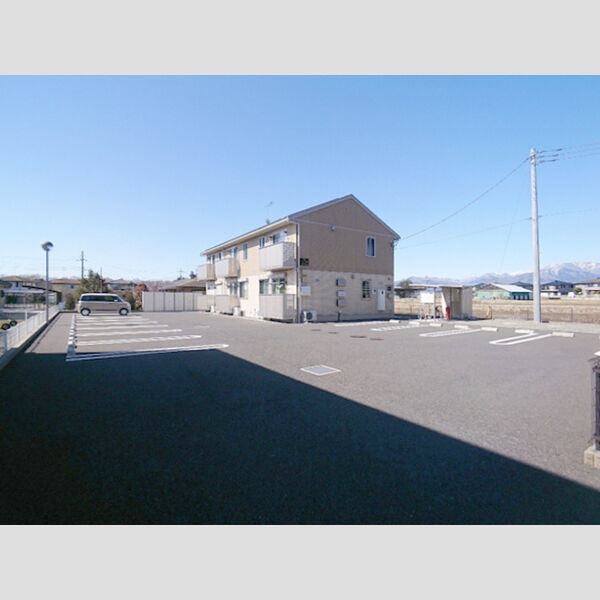駐車場 (駐車場)