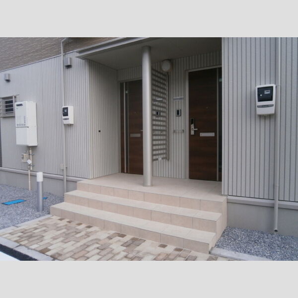 エントランス (エントランス)