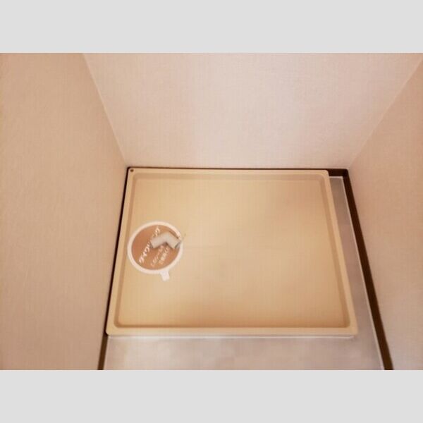 その他 (洗濯機置き場)