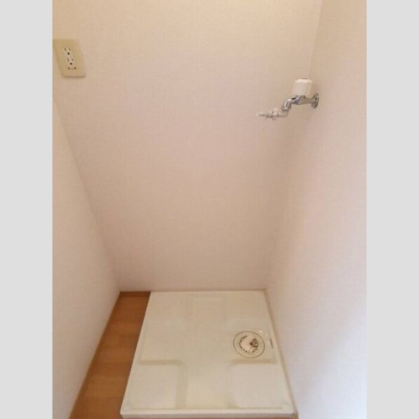 その他 (洗濯機置き場)