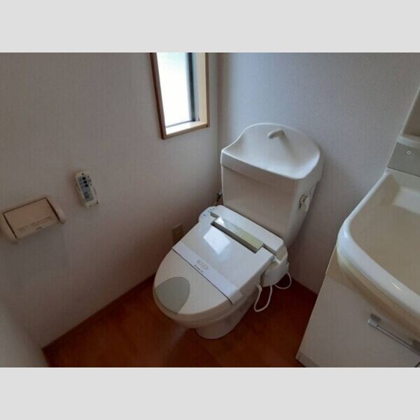 トイレ (温水洗浄暖房便座)