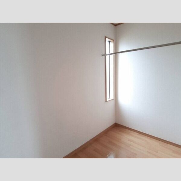 収納 (サービスルーム)