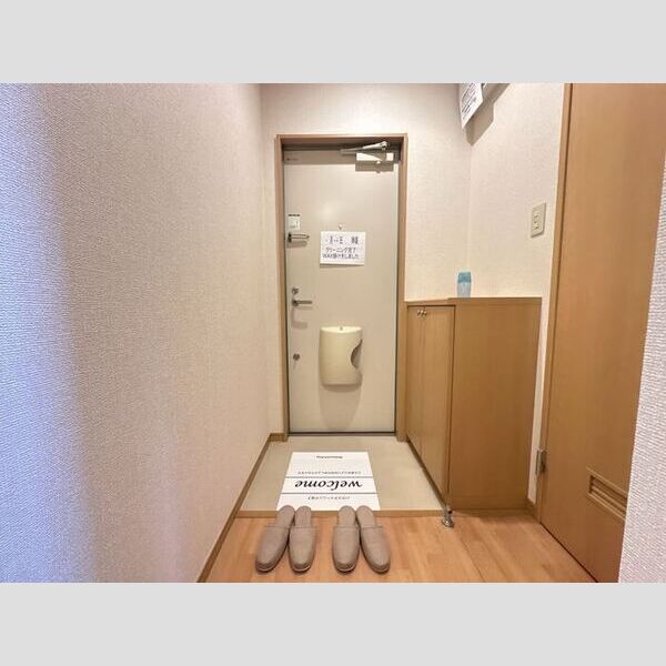 玄関 (玄関)