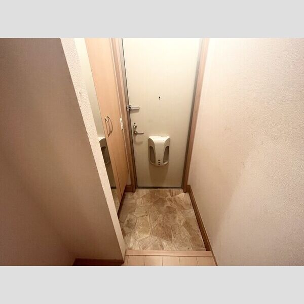 玄関 (玄関の中)