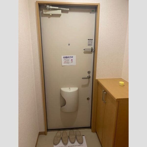 玄関 (玄関内)