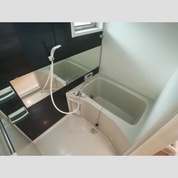 バス (換気暖房乾燥機付浴室)