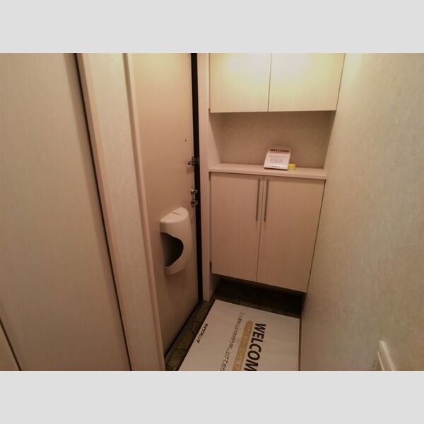 玄関 (シューズボックス)