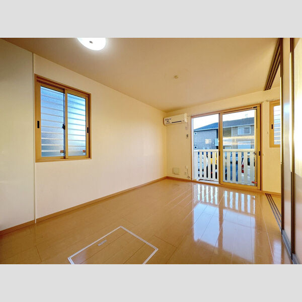 居室・リビング (LDK(別角度))