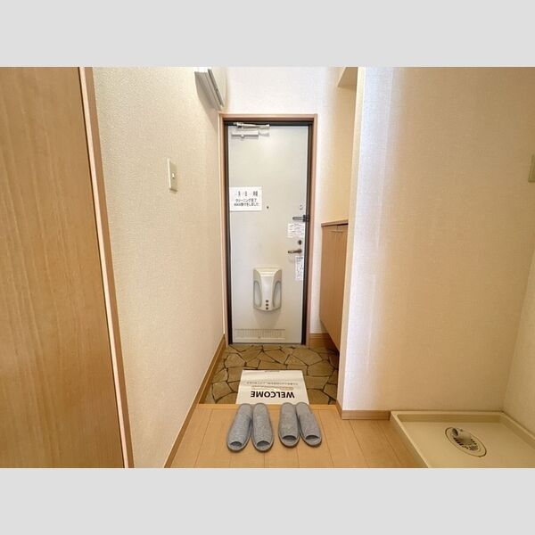 玄関 (玄関)