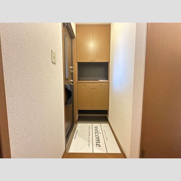 玄関 (玄関)